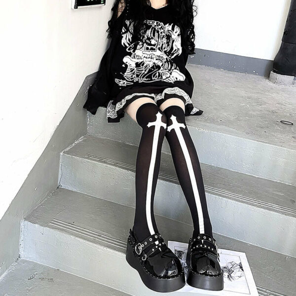 Bones darkness stockings - Image 6